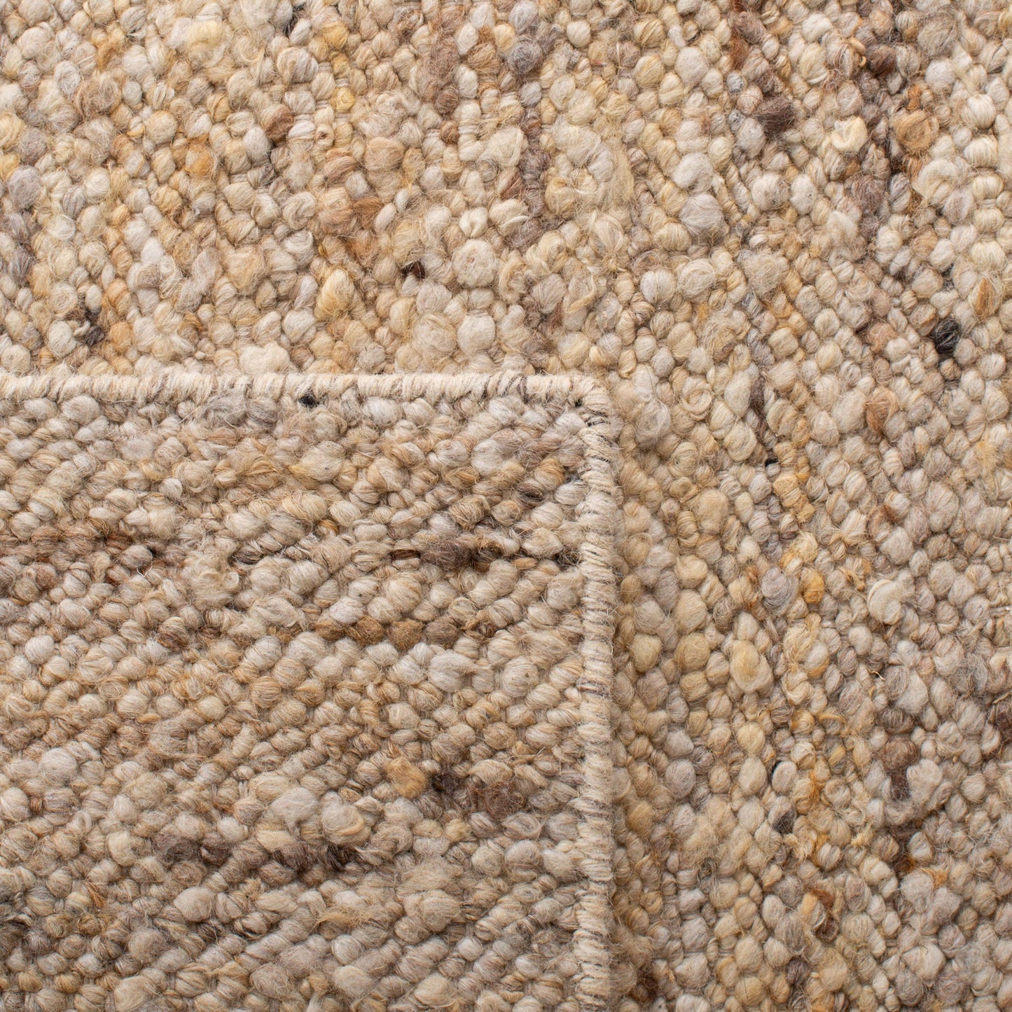 SAFAVIEH Area Rug 8x10 - Natura Collection - Large - Beige, Handmade Wool, Ideal for Living Room, Bedroom, Dining Space (NAT263B)