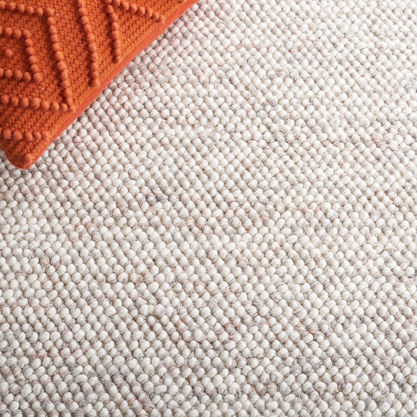 SAFAVIEH Natura Collection Area Rug - 6' x 9', Beige & Ivory, Handmade Wool, Ideal for High Traffic Areas in Living Room, Bedroom (NAT182B)