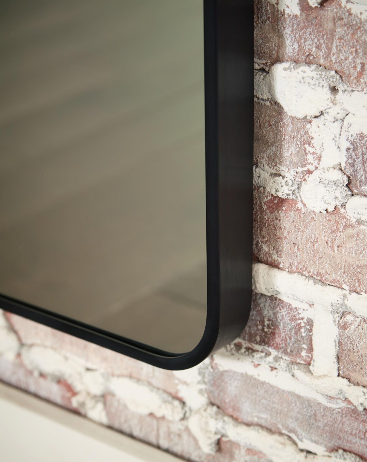 Signature Design by Ashley Sethall Casual Full Length Arched Floor Mirror with Thin Frame, Black
