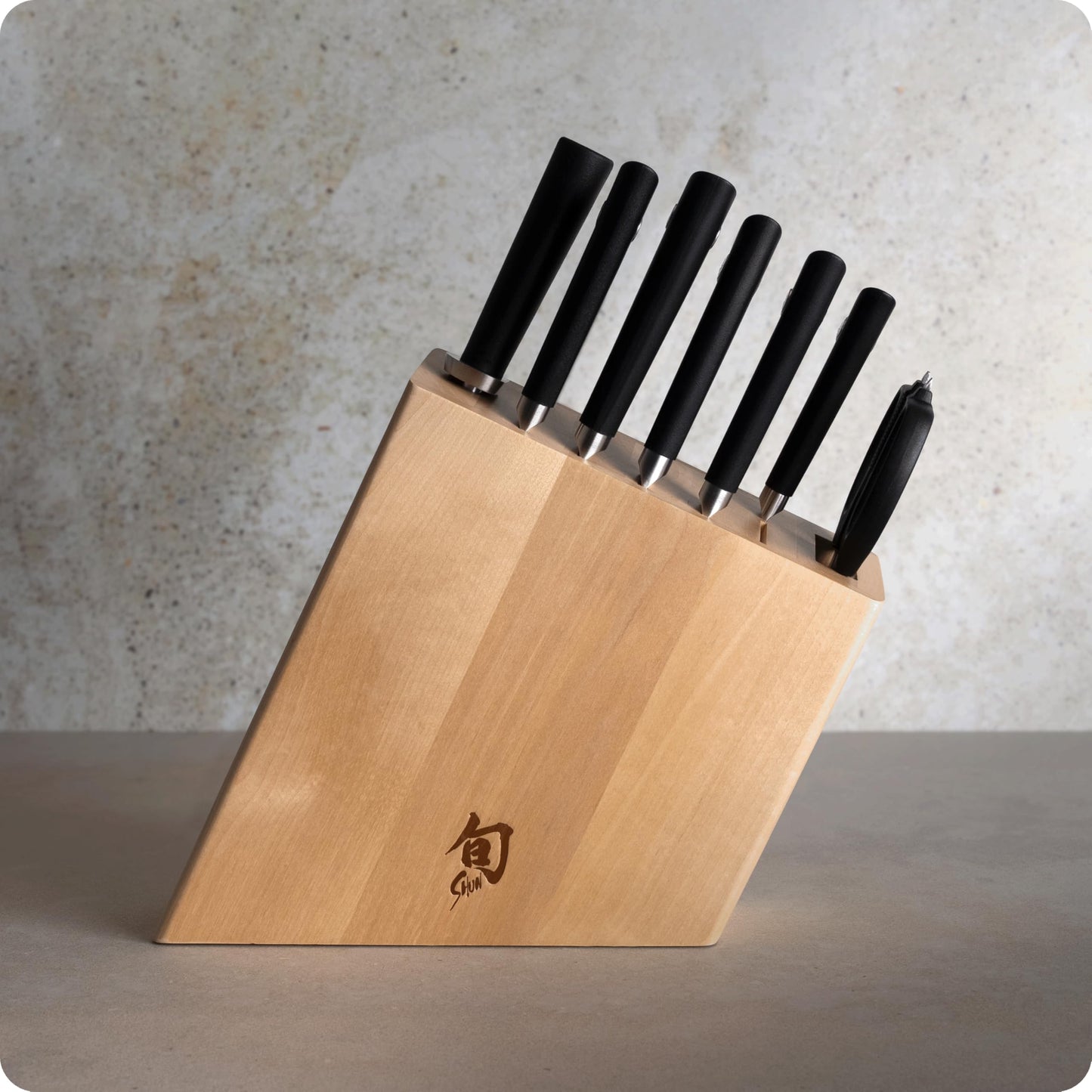 Shun Sora 8 Piece Block Set, Includes 8" Chef's, 3.5" Paring, 6.5" Utility, 6" Nakiri Knife & More, Handcrafted Japanese Knife Set, VG10 Core and 420J Stainless Steel Upper Blades, Balanced Handles