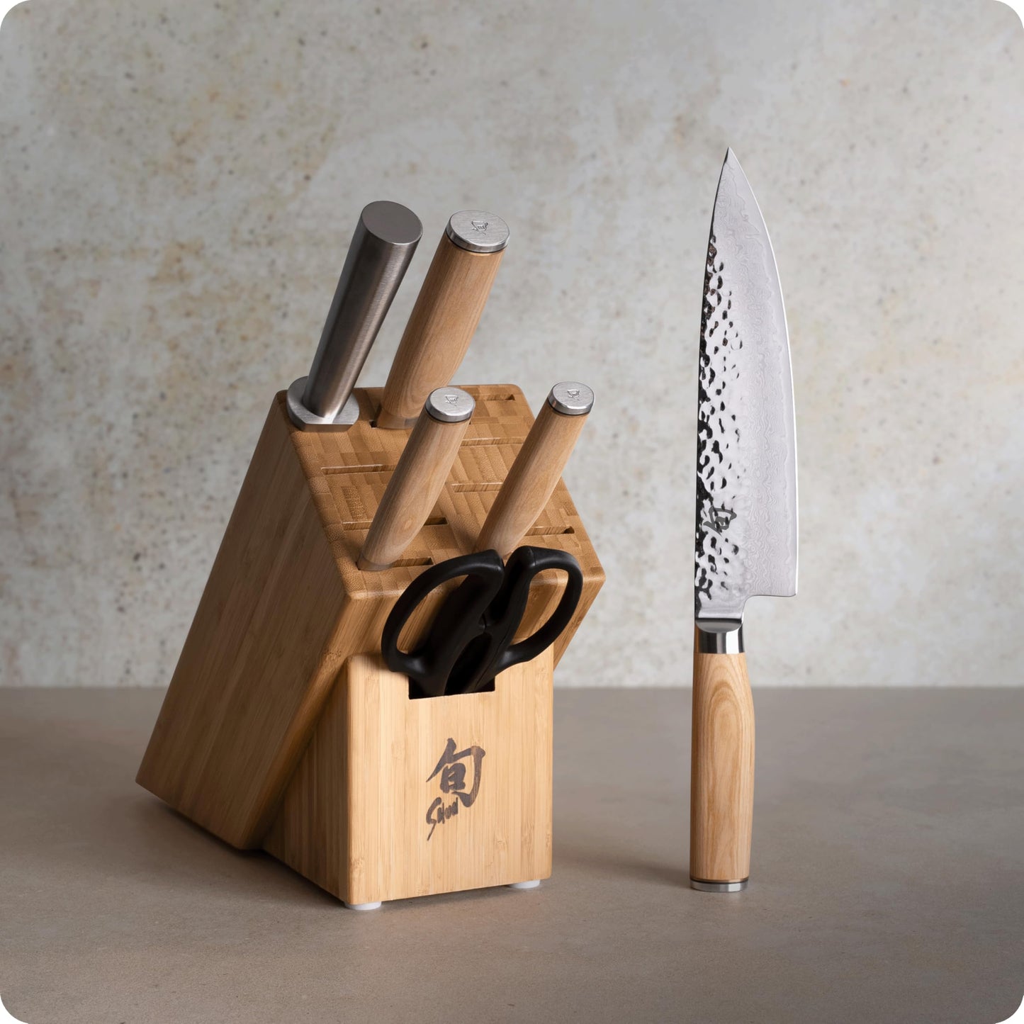 Shun Premier Blonde 7 Piece Essential Block Set, Includes 8" Chef, 4" Paring, 6.5" Utility, 9" Bread Knives & Herb Shears, Handcrafted Japanese Knife Set, Pakkawood Handles