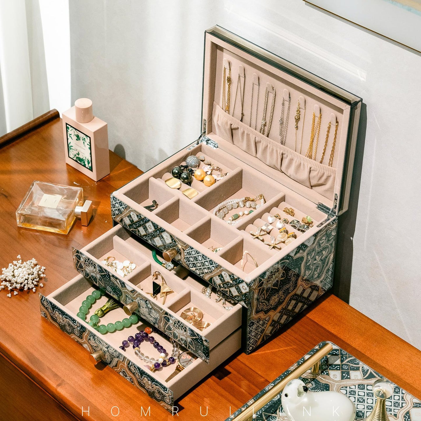Homruilink High End Glass Jewelry Box, 3 Layer Jewelry Organizer,Velvet-Lined Case For Ring, Necklace, Earring, Bracelet Storage, Ideal Gift (Emerald)