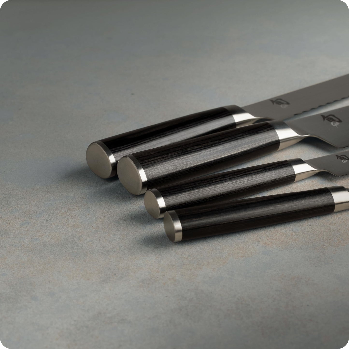 Shun Classic 5 Piece In-Drawer Set, Includes 8" Chef's Knife, 3.5" Paring, 6" Utility & 9" Bread Knife, Handcrafted Japanese Knife Set, Damascus Stainless Steel Cladding, Pakkawood Handle