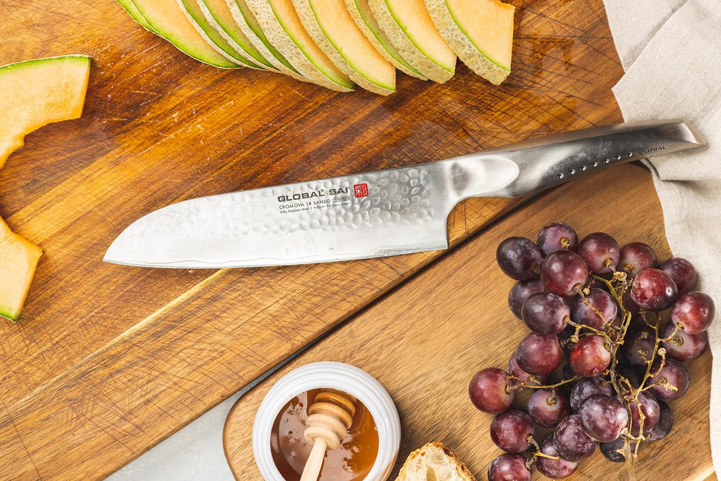 Global SAI 5 Piece Knife Block Set - Lightweight Japanese Stainless Steel, Razor Sharp Edge, Hand Hammered Blade, Thumb Rest, Made in Japan, SAI-5001