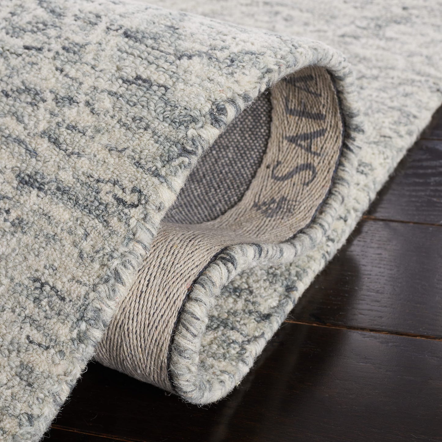SAFAVIEH Area Rug 6x9 - Metro Collection - Dark Grey & Ivory, Handmade Wool, Ideal for Living Room, Bedroom, Dining Space (MET998H)