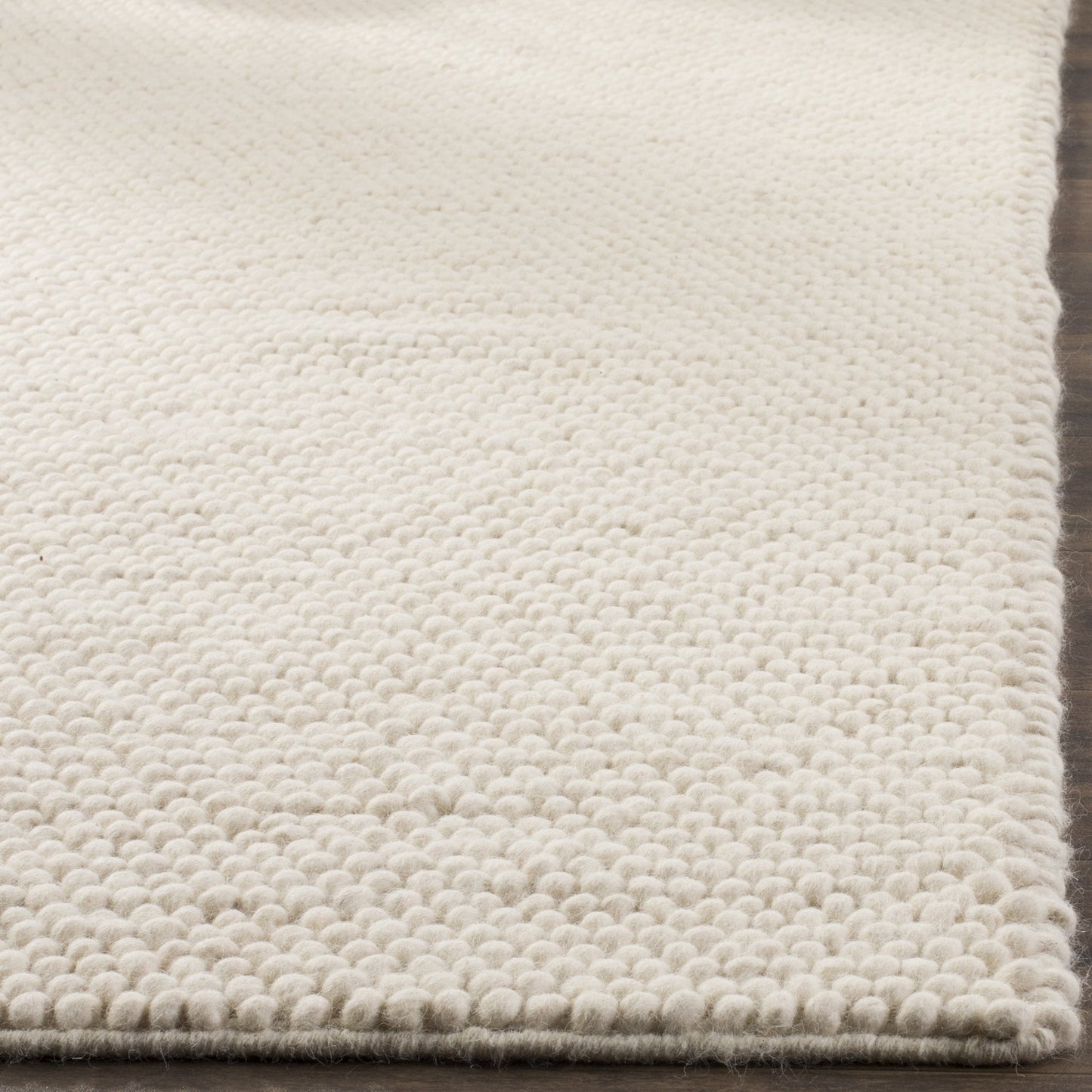 SAFAVIEH Area Rug 6x9 - Natura Collection - Ivory, Handmade Wool Blend, Textured Design, Ideal for Living Room, Bedroom, Dining Space (NAT620A)