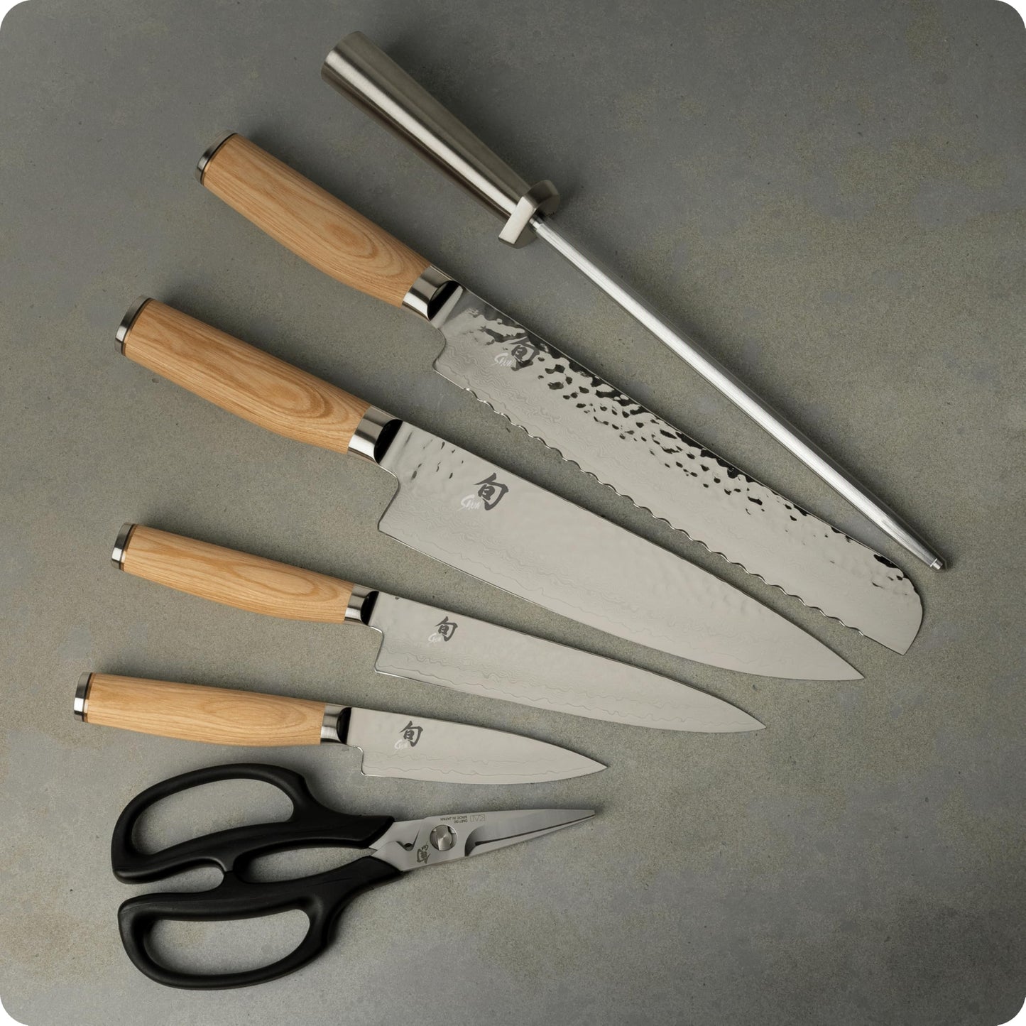 Shun Premier Blonde 7 Piece Essential Block Set, Includes 8" Chef, 4" Paring, 6.5" Utility, 9" Bread Knives & Herb Shears, Handcrafted Japanese Knife Set, Pakkawood Handles