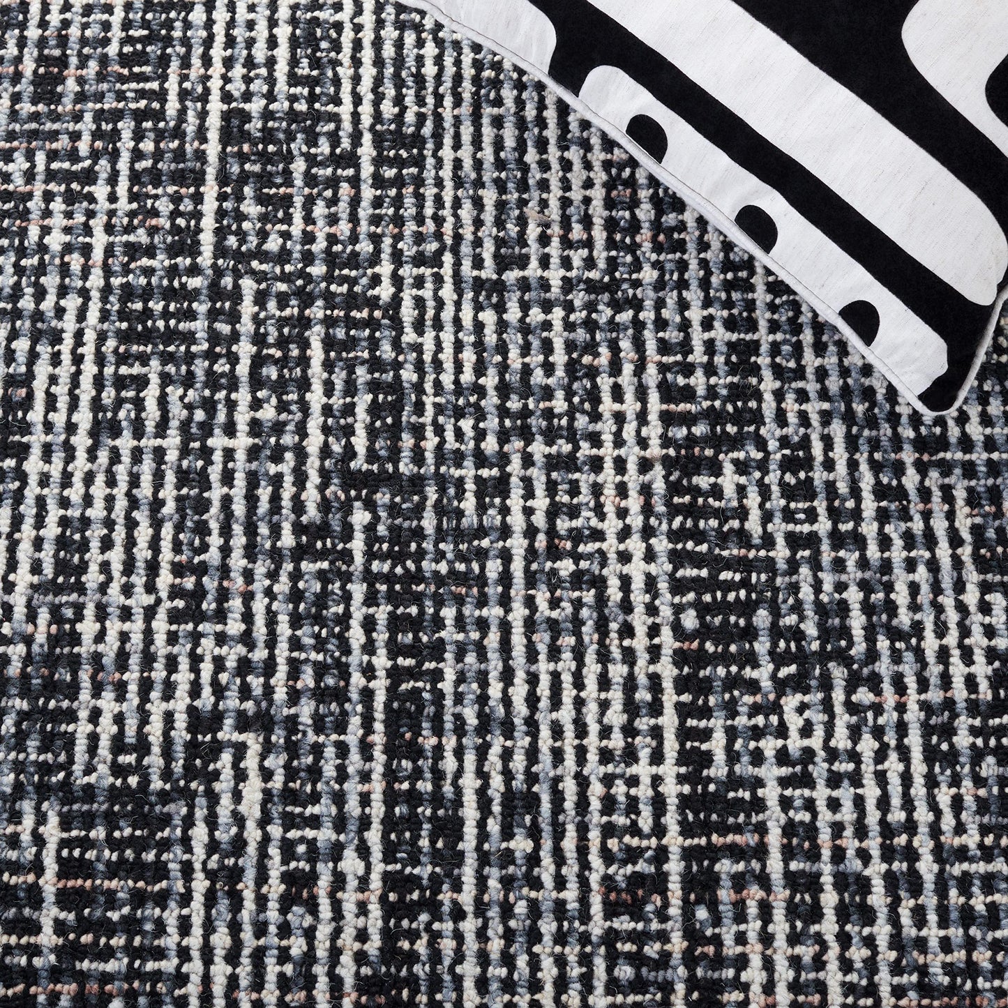 SAFAVIEH Abstract Collection Area Rug - 9' x 12', Black & Grey, Handmade Wool, Ideal for High Traffic Areas in Living Room, Bedroom (ABT468L)