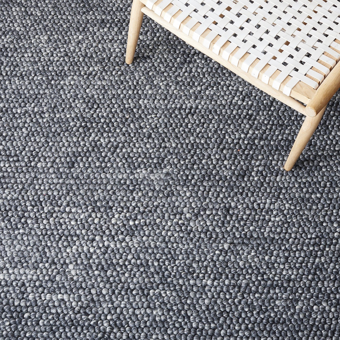 SAFAVIEH Area Rug 9x12 - Natura Collection - Large - Dark Grey, Handmade Wool Blend, Textured Design, Ideal for Living Room, Bedroom, Dining Space (NAT620H)